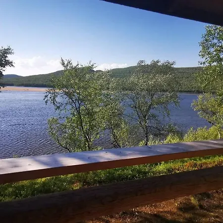 Selman Kammi - Mokki Tenojoen Rannalla * Nuorgam